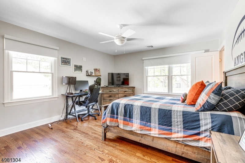 65 Oval Road Millburn, NJ 07041 - Photo 12 of 25