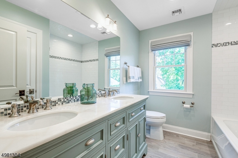 65 Oval Road Millburn, NJ 07041 - Photo 15 of 25