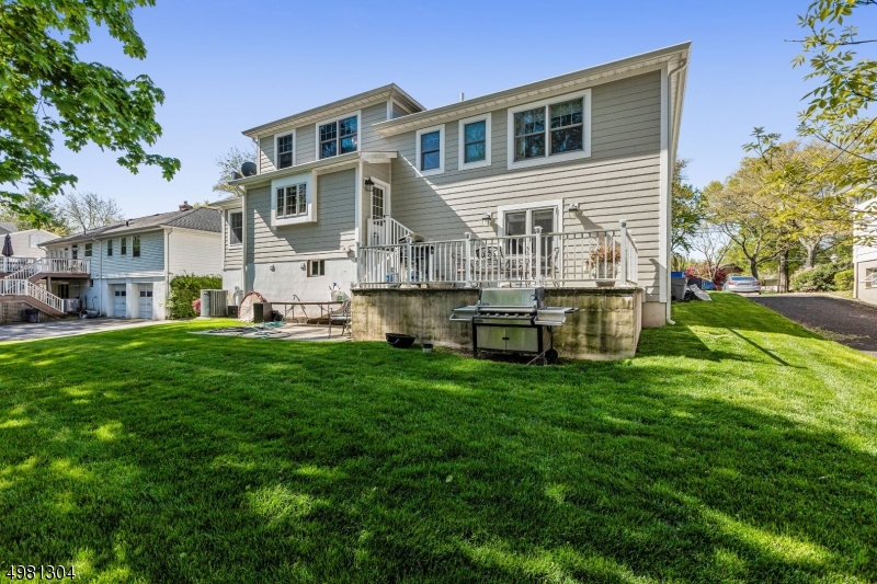 65 Oval Road Millburn, NJ 07041 - Photo 25 of 25