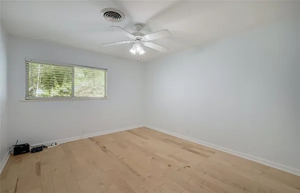 $1,800 | 5330 Balcones Drive, Unit G, Austin, TX 78731