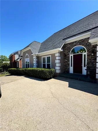 $3,500 | Undisclosed Address, Suwanee, GA 30024