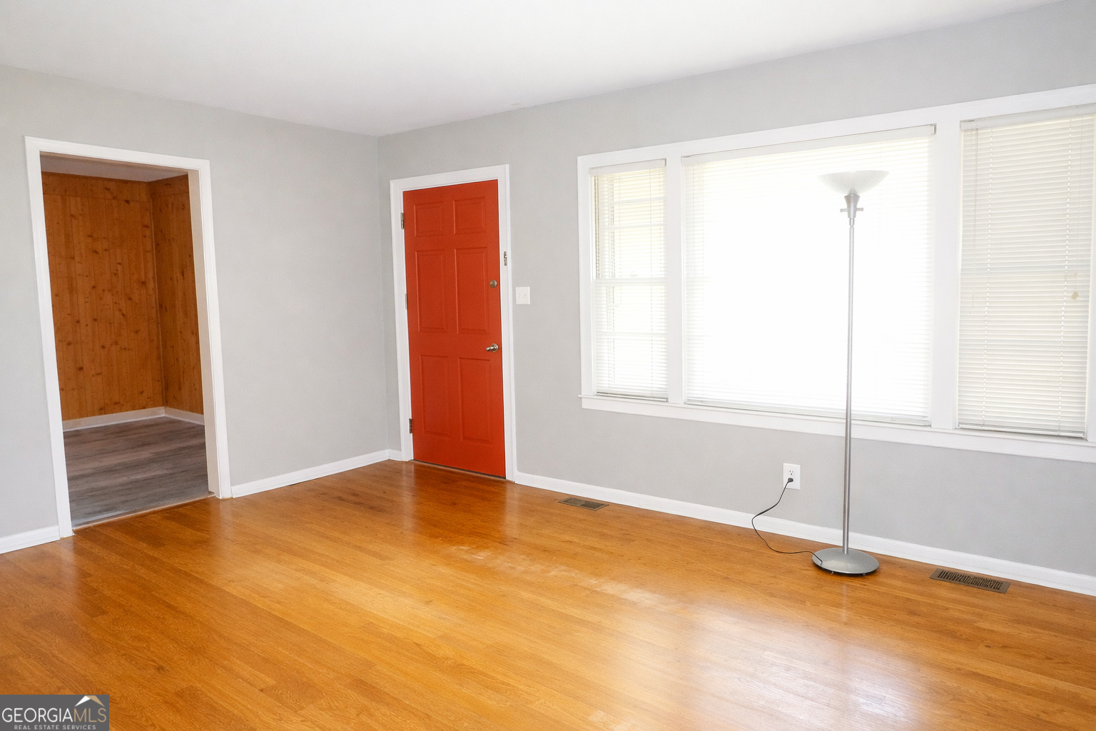72 Bell Street Hartwell, GA 30643 - Photo 5 of 20