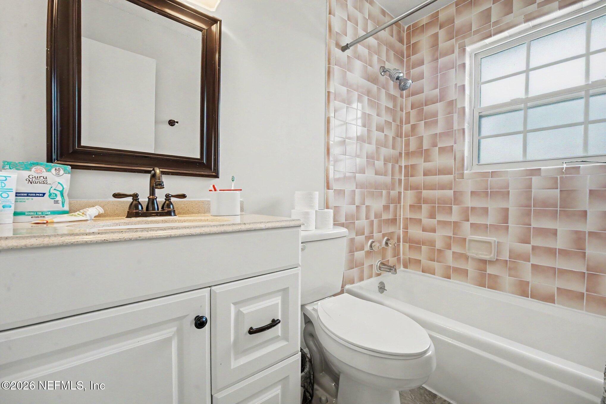 8957 Yarmouth Road Jacksonville, FL 32257 - Photo 21 of 33 021_file_2335