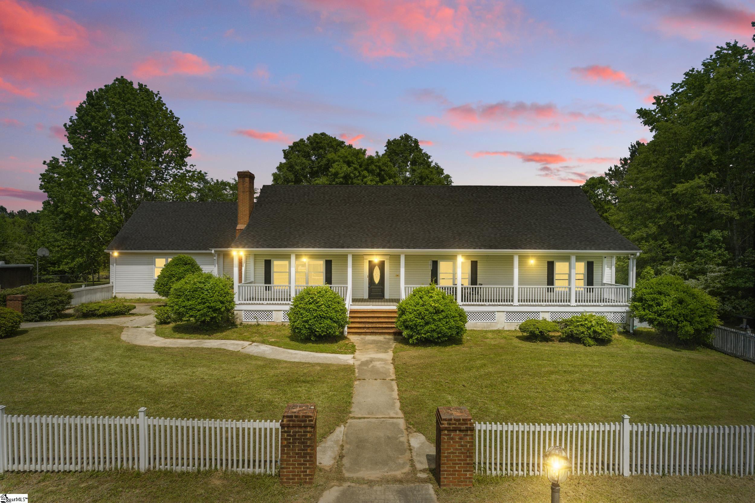 414 Giggle Drive Laurens, SC 29360 - Photo 1 of 42