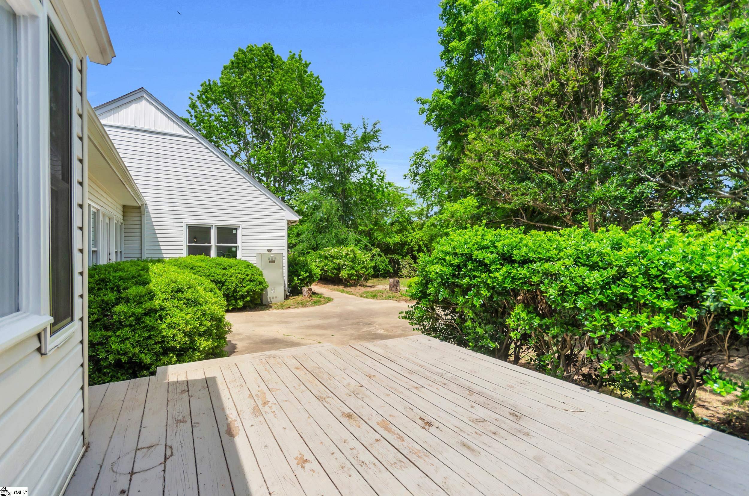 414 Giggle Drive Laurens, SC 29360 - Photo 27 of 42