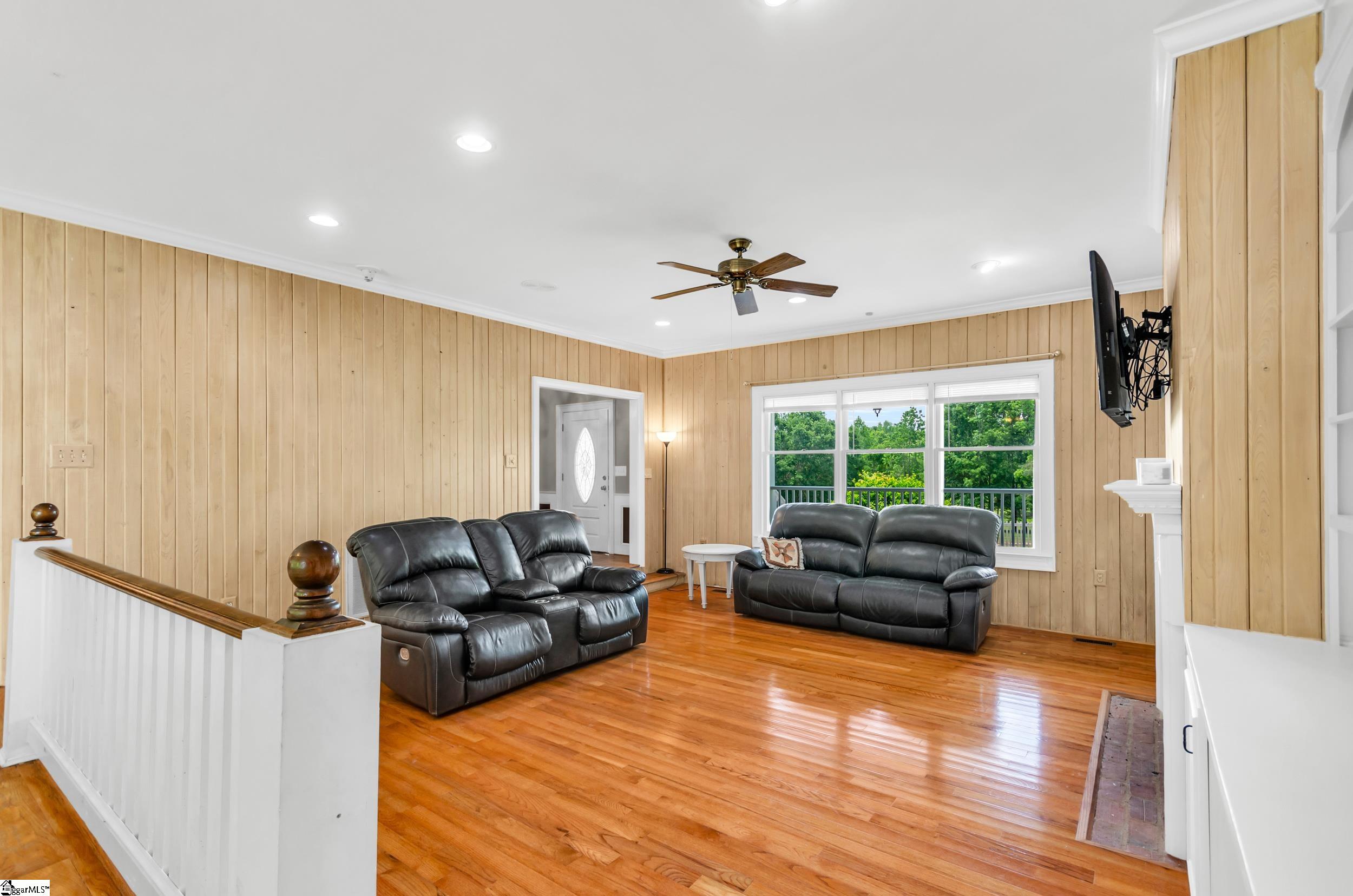 414 Giggle Drive Laurens, SC 29360 - Photo 8 of 42