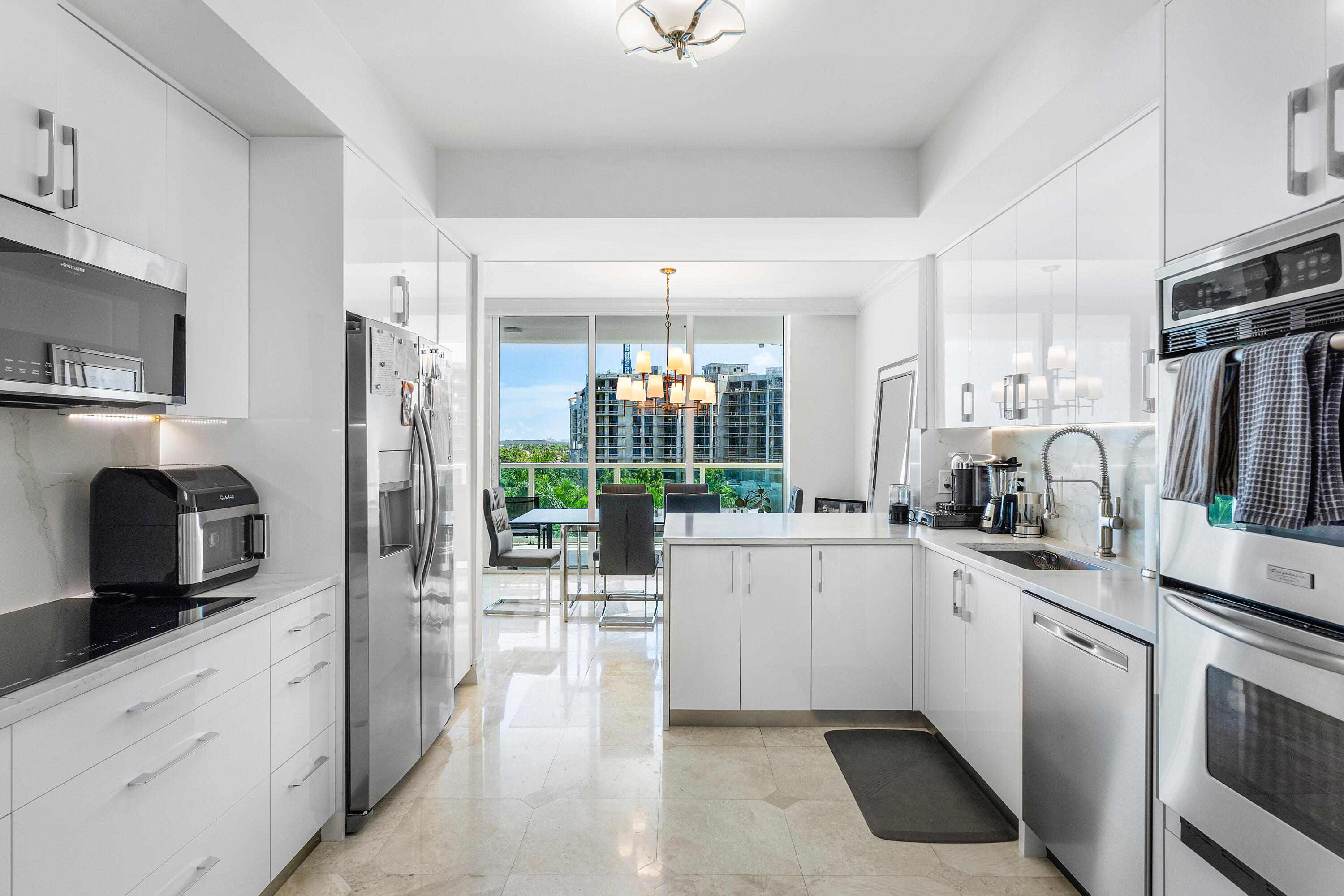 550 Southeast Mizner Boulevard, Unit B707 Boca Raton, FL 33432 - Photo 13 of 36 013-550SoutheastMiznerBoulevard-B707-Boc