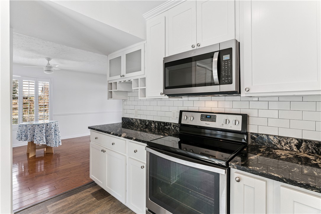 801 Mallery Street, Unit E St. Simons Island, GA 31522 - Photo 6 of 27