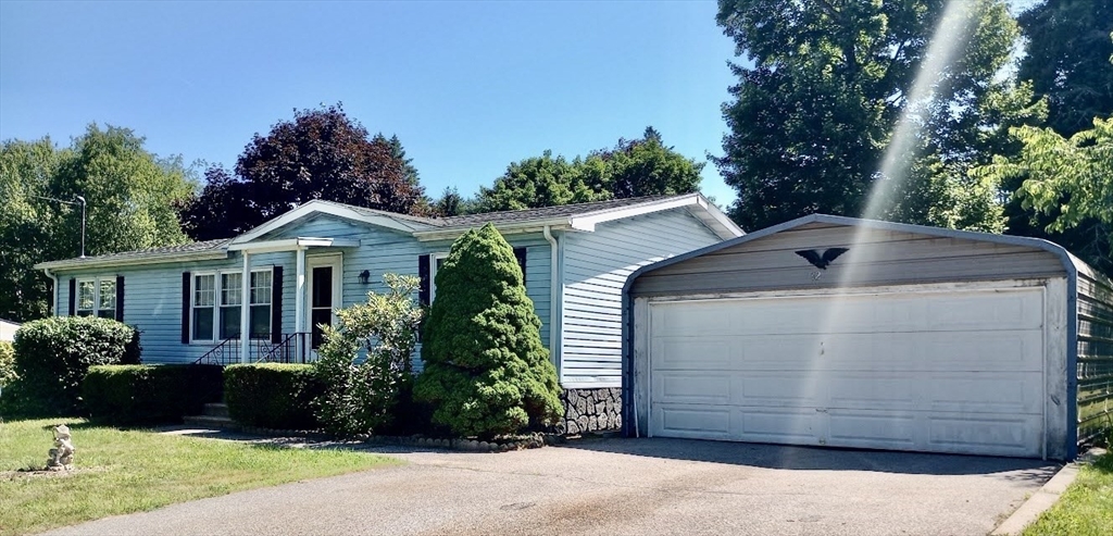 32 Edward Lane Barre, MA 01005 - Photo 3 of 14