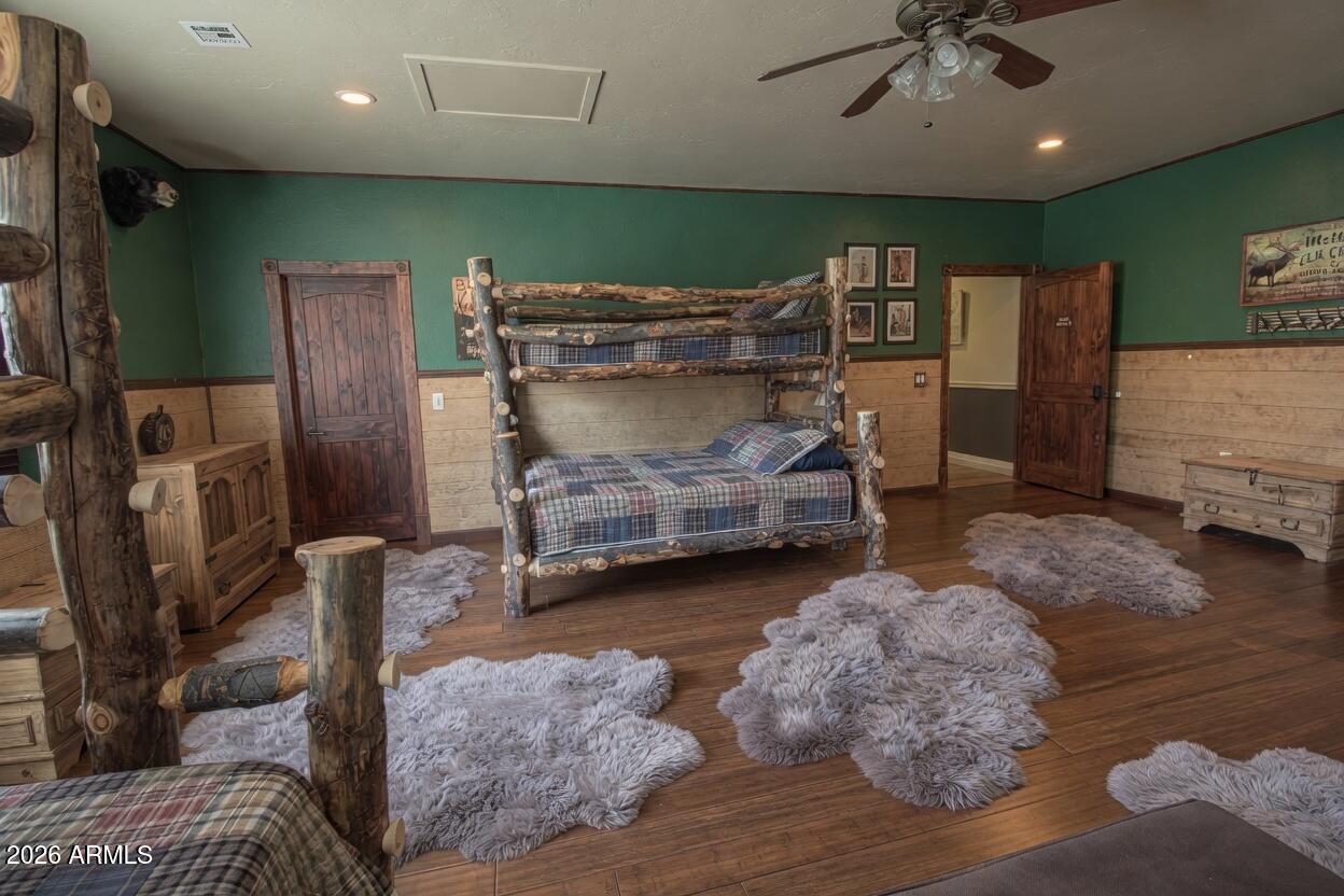 2875 South Timber Pine Lane Pinetop, AZ 85935 - Photo 138 of 175 Lodge Bunk Room 6