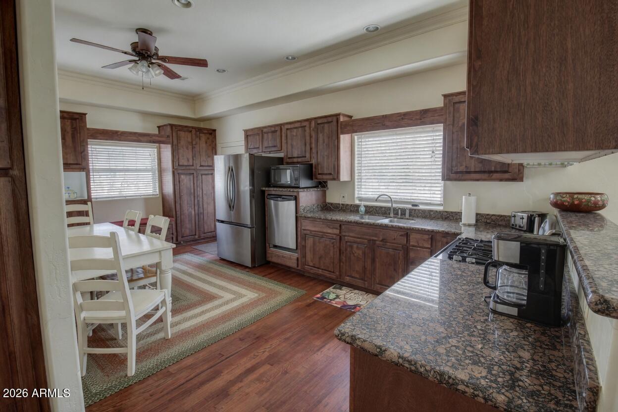 2875 South Timber Pine Lane Pinetop, AZ 85935 - Photo 155 of 175 Cottage Kitchen 1