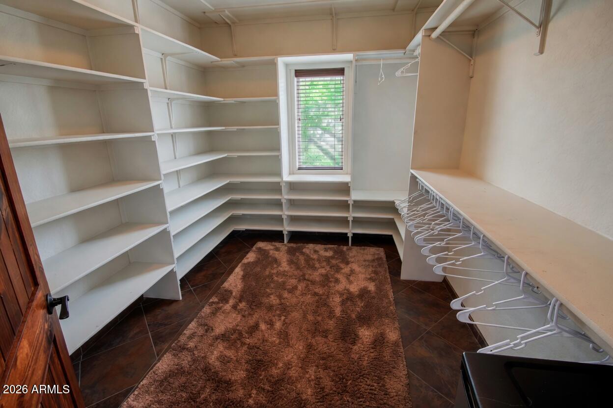 2875 South Timber Pine Lane Pinetop, AZ 85935 - Photo 79 of 175 Master closet