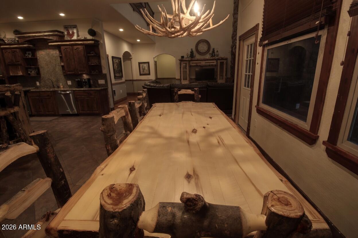 2875 South Timber Pine Lane Pinetop, AZ 85935 - Photo 84 of 175 Dinning Table