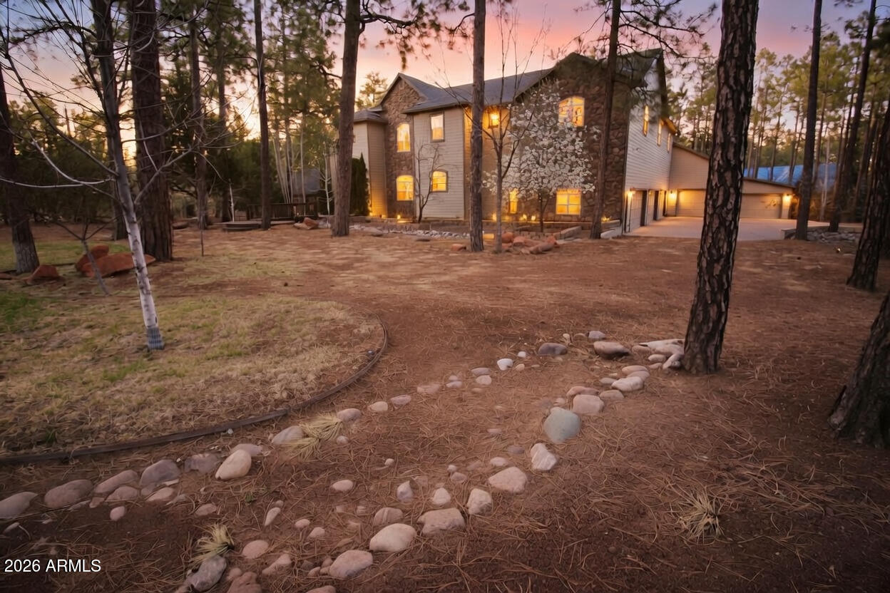 2875 South Timber Pine Lane Pinetop, AZ 85935 - Photo 10 of 175 6