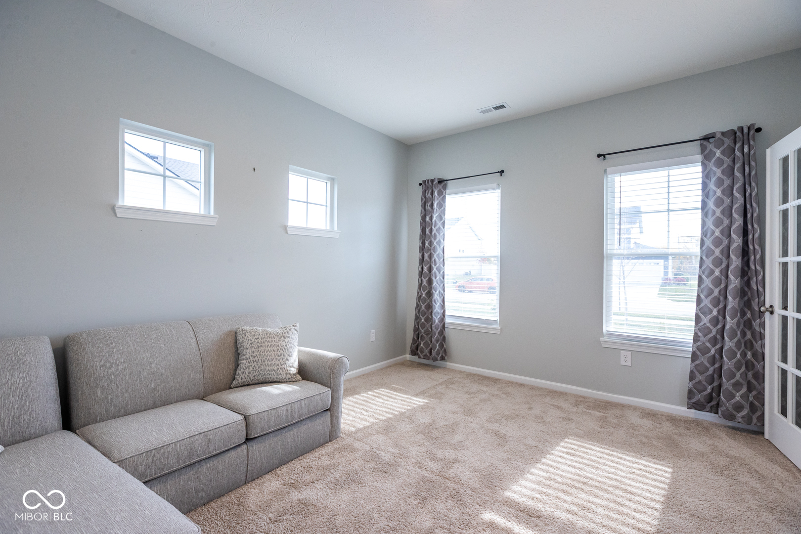 3728 Railhead Avenue Westfield, IN 46074 - Photo 12 of 48