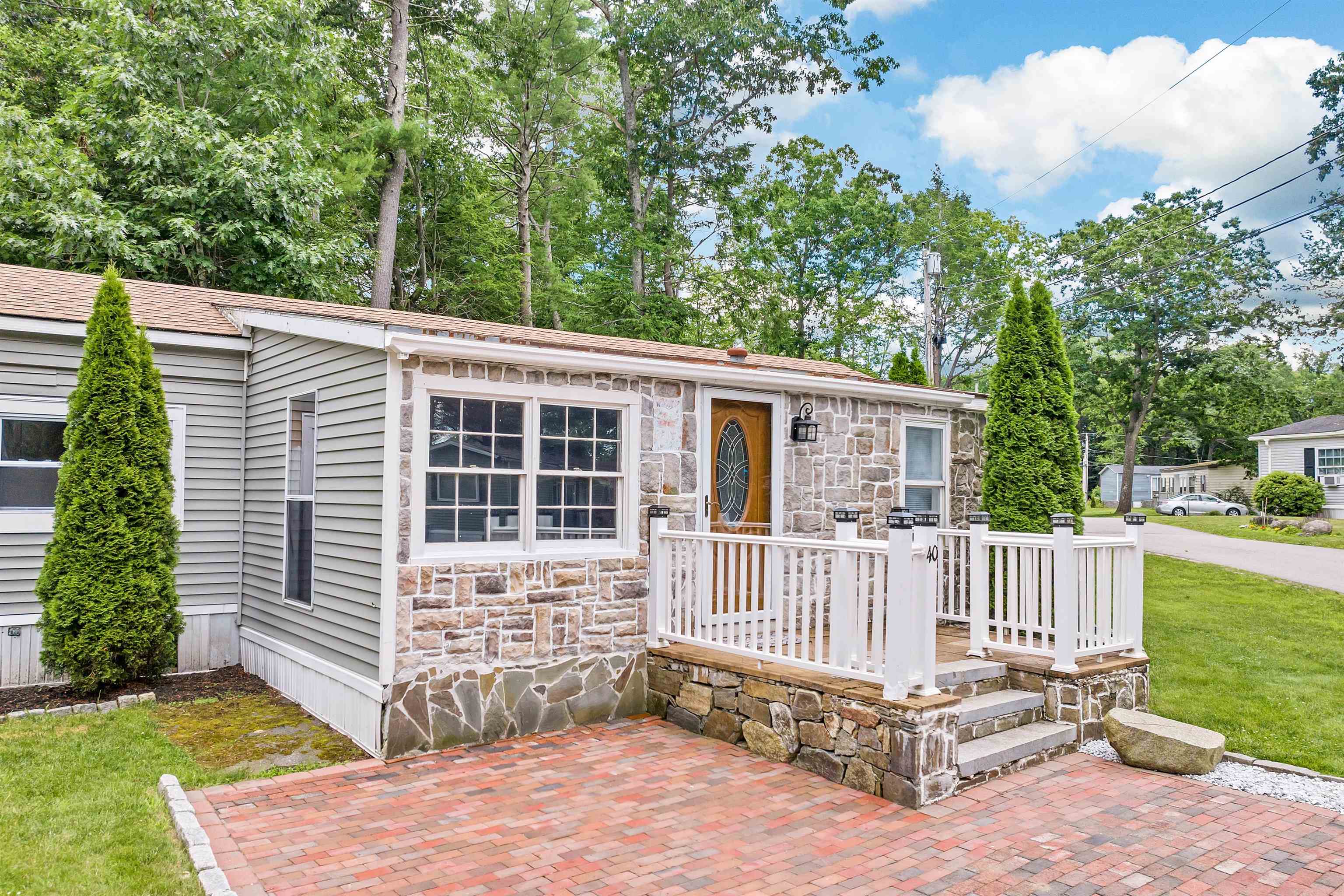 40 Alison Circle Hampton, NH 03842 - Photo 2 of 40