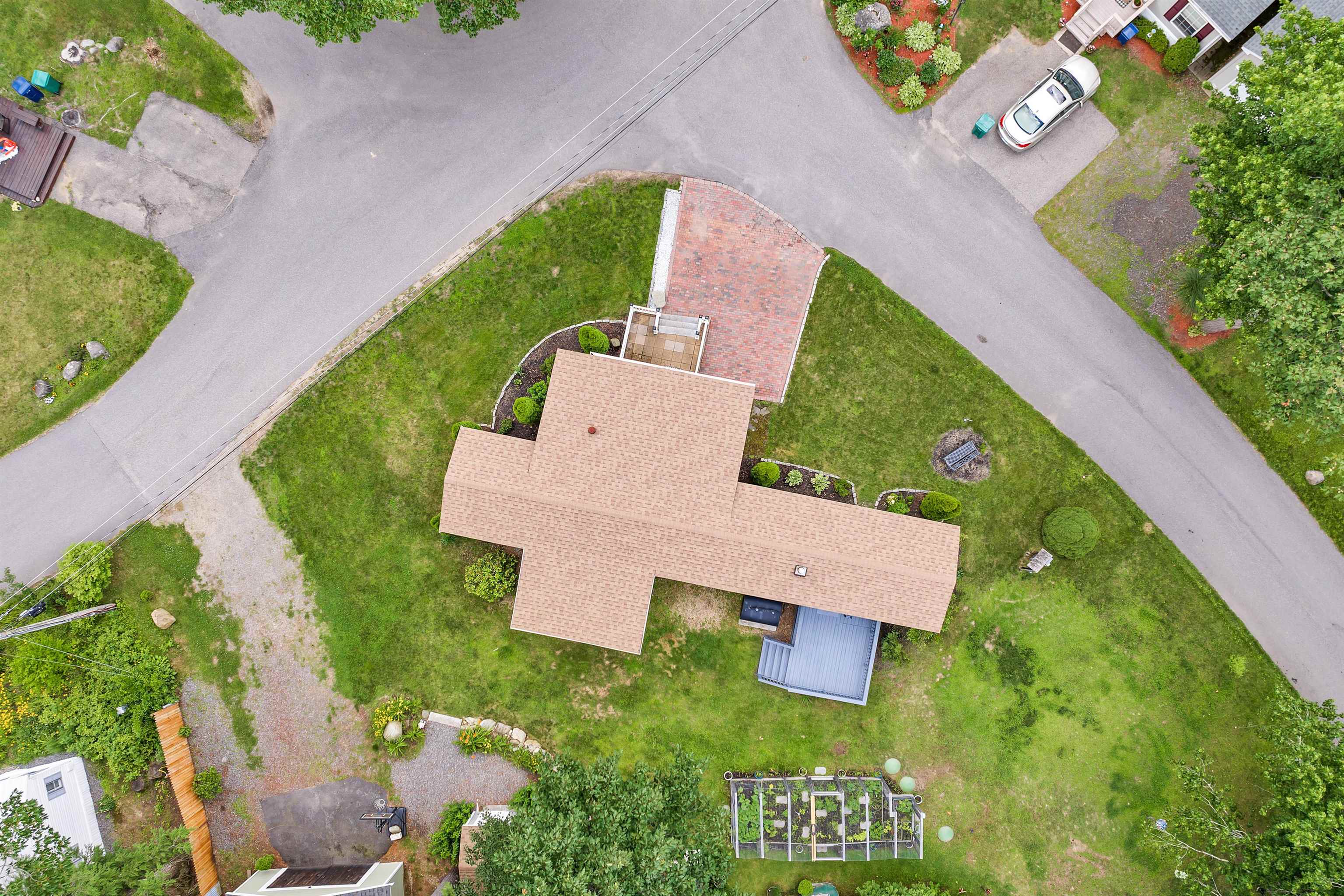 40 Alison Circle Hampton, NH 03842 - Photo 5 of 40