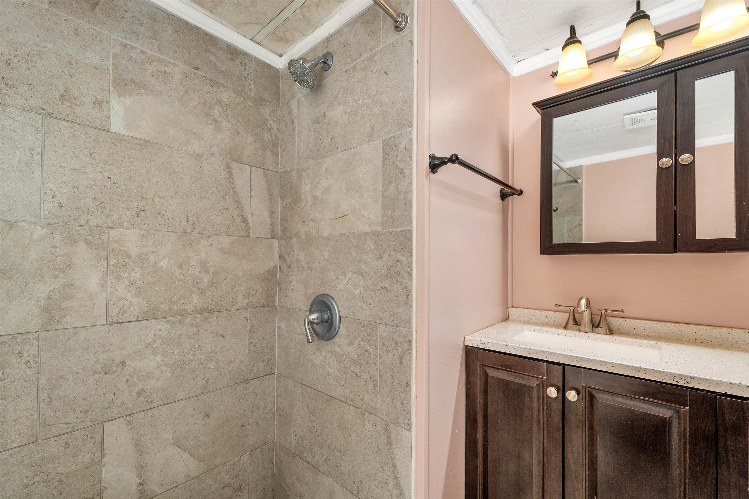 40 Alison Circle Hampton, NH 03842 - Photo 8 of 40