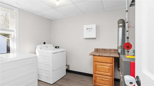 $400,000 | 15 Abbott Avenue, Warwick, RI 02886