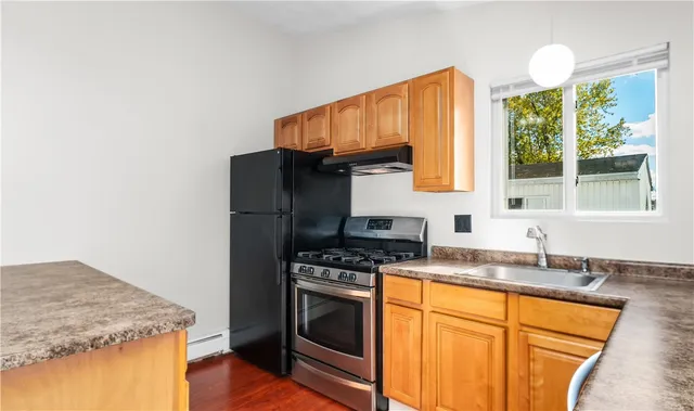 $400,000 | 15 Abbott Avenue, Warwick, RI 02886