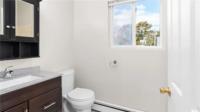 $400,000 | 15 Abbott Avenue, Warwick, RI 02886