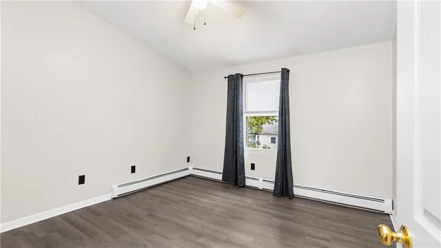 $400,000 | 15 Abbott Avenue, Warwick, RI 02886