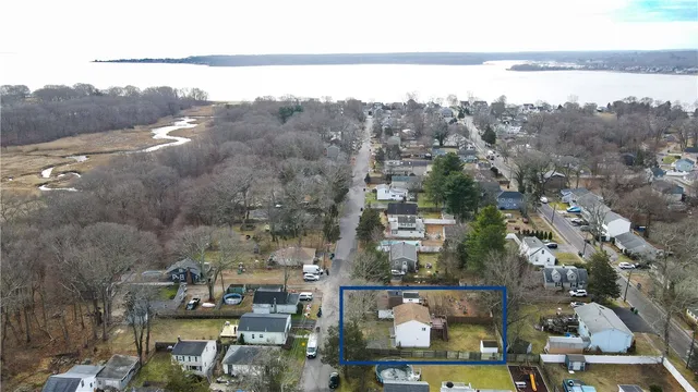 $400,000 | 15 Abbott Avenue, Warwick, RI 02886