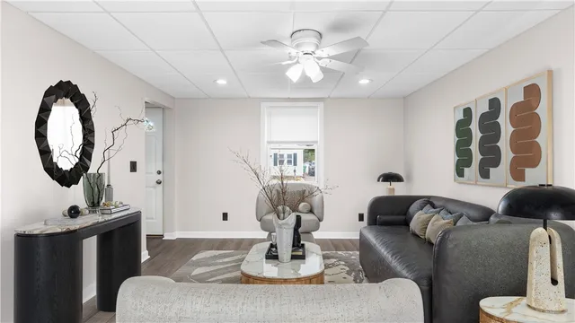 $400,000 | 15 Abbott Avenue, Warwick, RI 02886