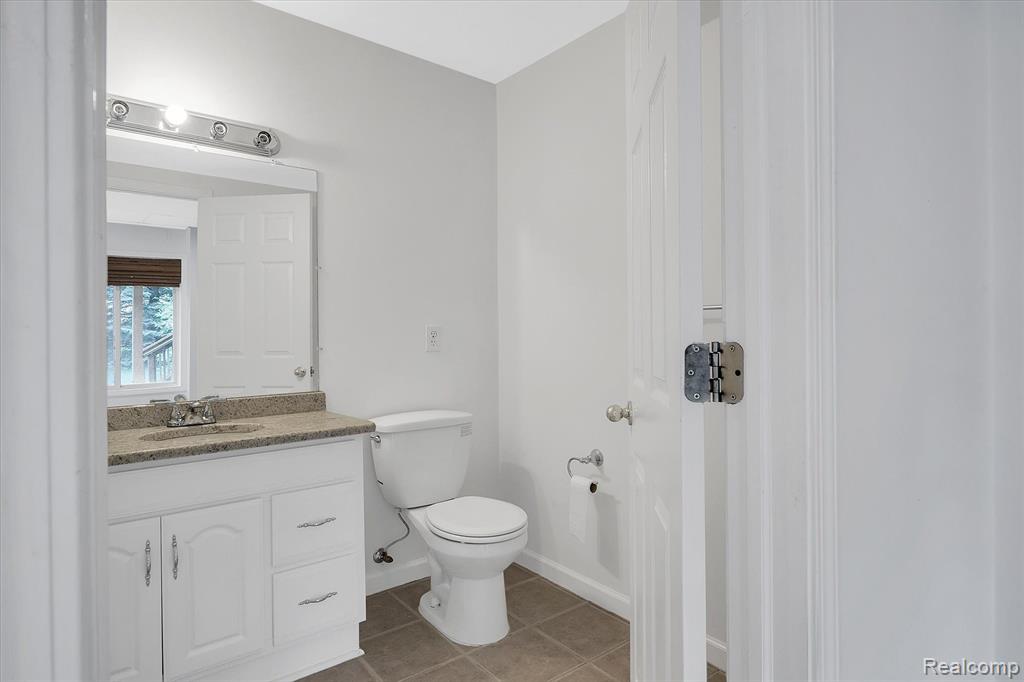 3206 Bridlewood Drive Rochester, MI 48306 - Photo 17 of 37