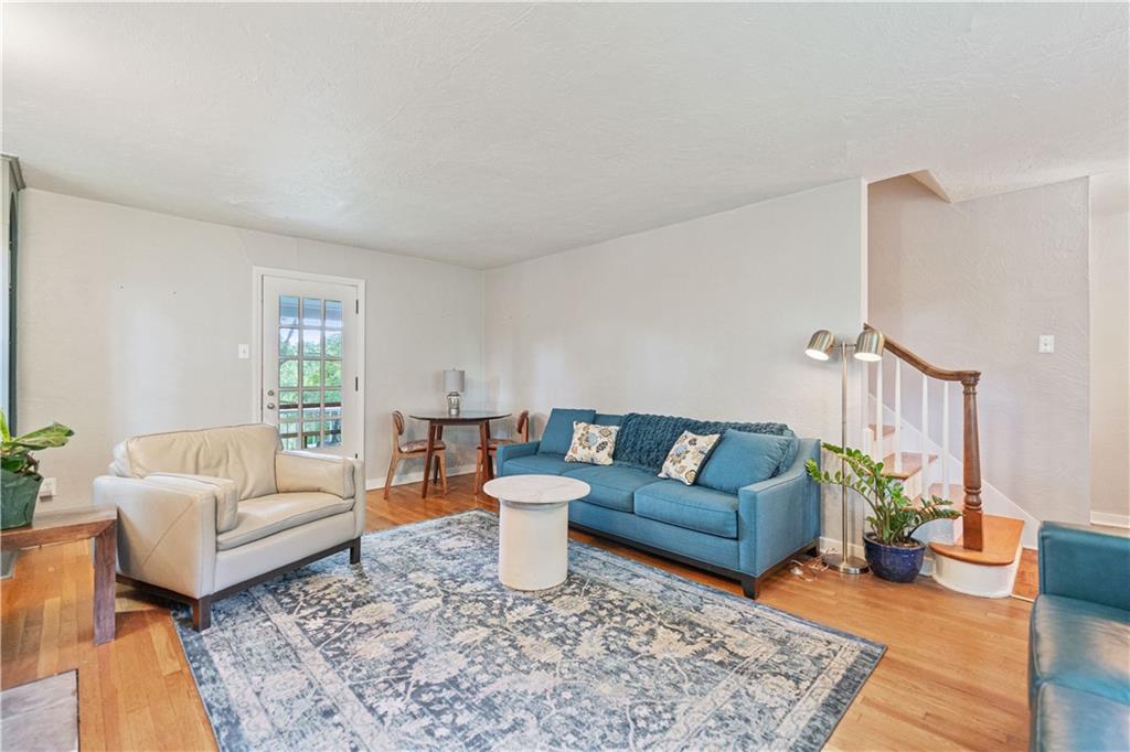 569 Kenilworth Drive Pittsburgh, PA 15228 - Photo 5 of 29 a living room with furniture and wooden floor