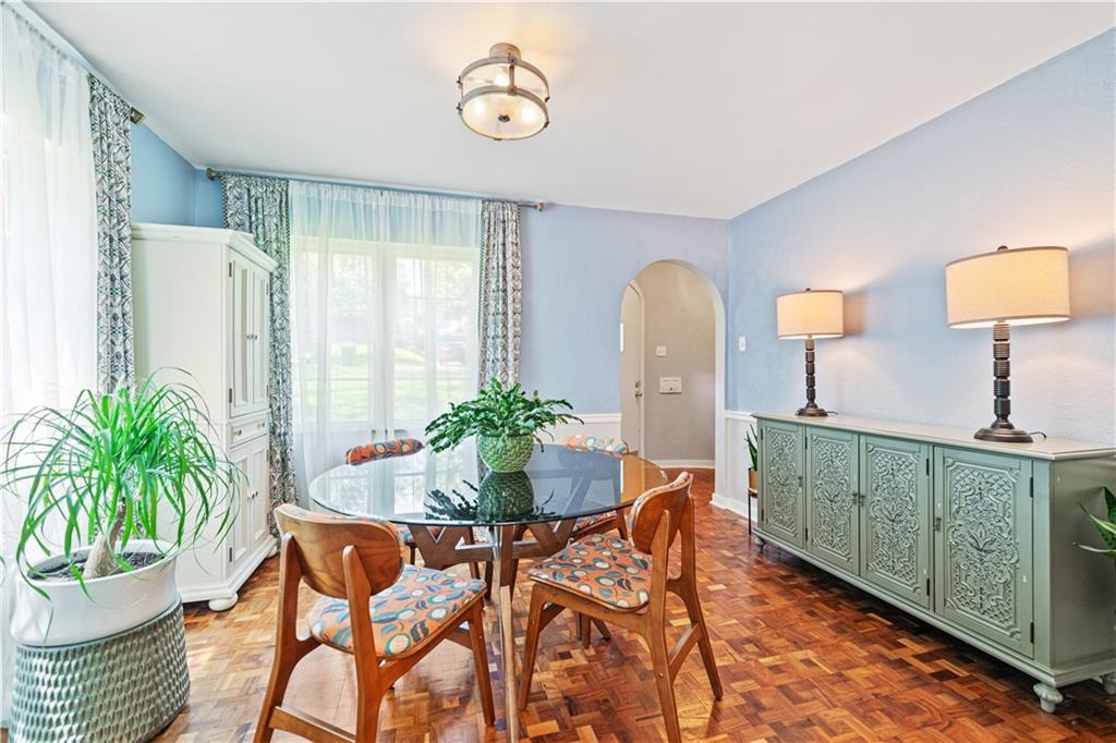 569 Kenilworth Drive Pittsburgh, PA 15228 - Photo 9 of 29 a dining room with furniture and a window