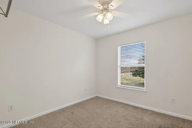 $2,100 | 411 Walnut Drive, St. Johns, FL 32259