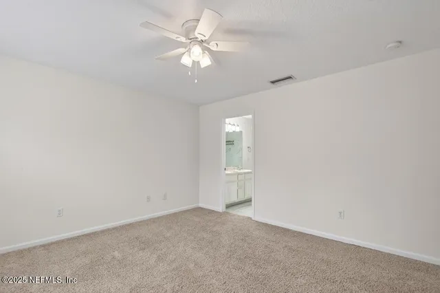 $2,100 | 411 Walnut Drive, St. Johns, FL 32259