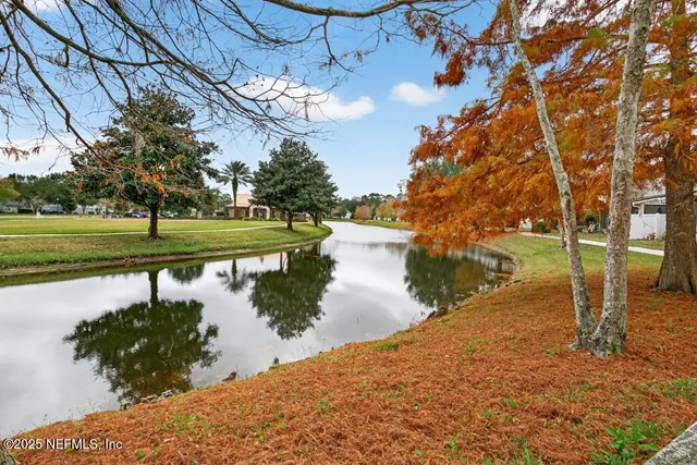 $2,100 | 411 Walnut Drive, St. Johns, FL 32259