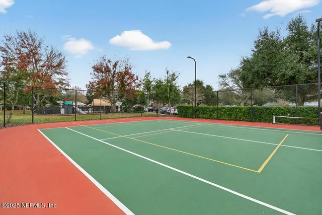 $2,100 | 411 Walnut Drive, St. Johns, FL 32259