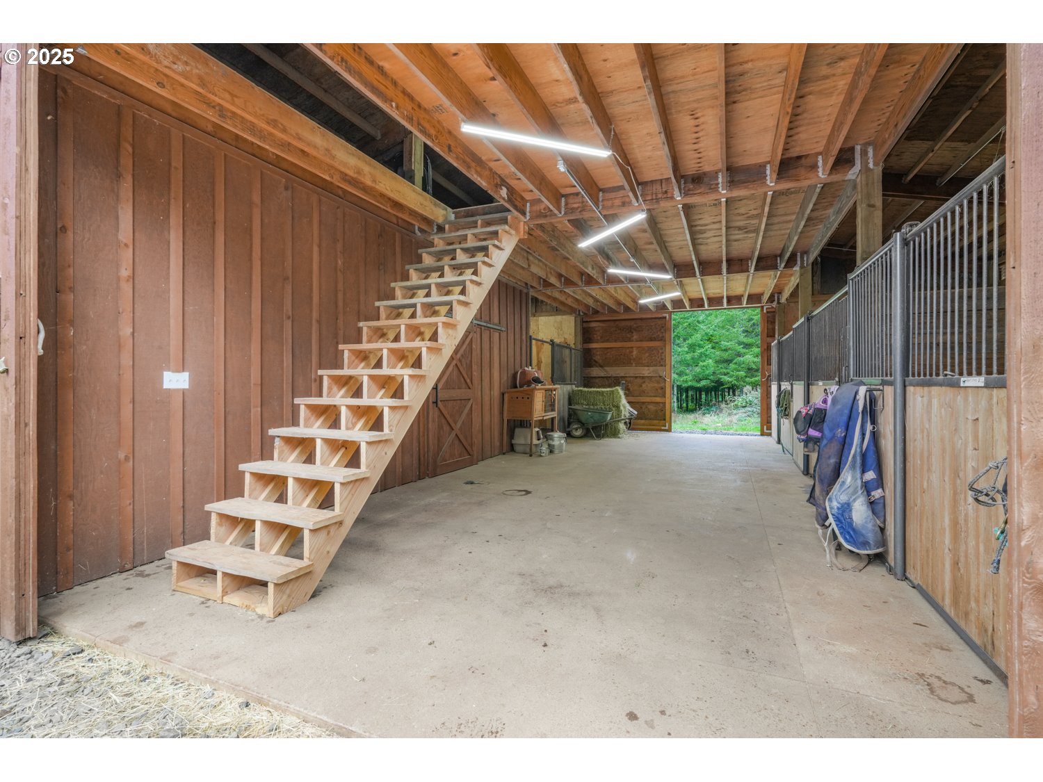 67391 Hollywood Road Deer Island, OR 97054 - Photo 10 of 48