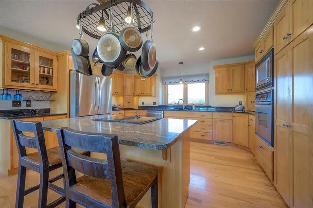 $3,500,000 | 7325 Southwest 93rd Street, Wakarusa, KS 66546