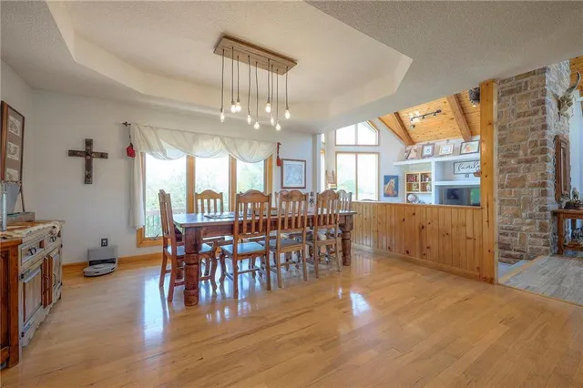 $3,500,000 | 7325 Southwest 93rd Street, Wakarusa, KS 66546