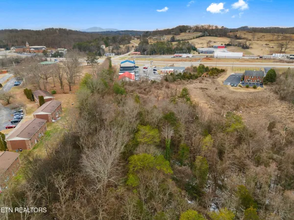 $299,900 | 11-12 Highway 92 S Dandridge Tn 37725, Dandridge, TN 37725