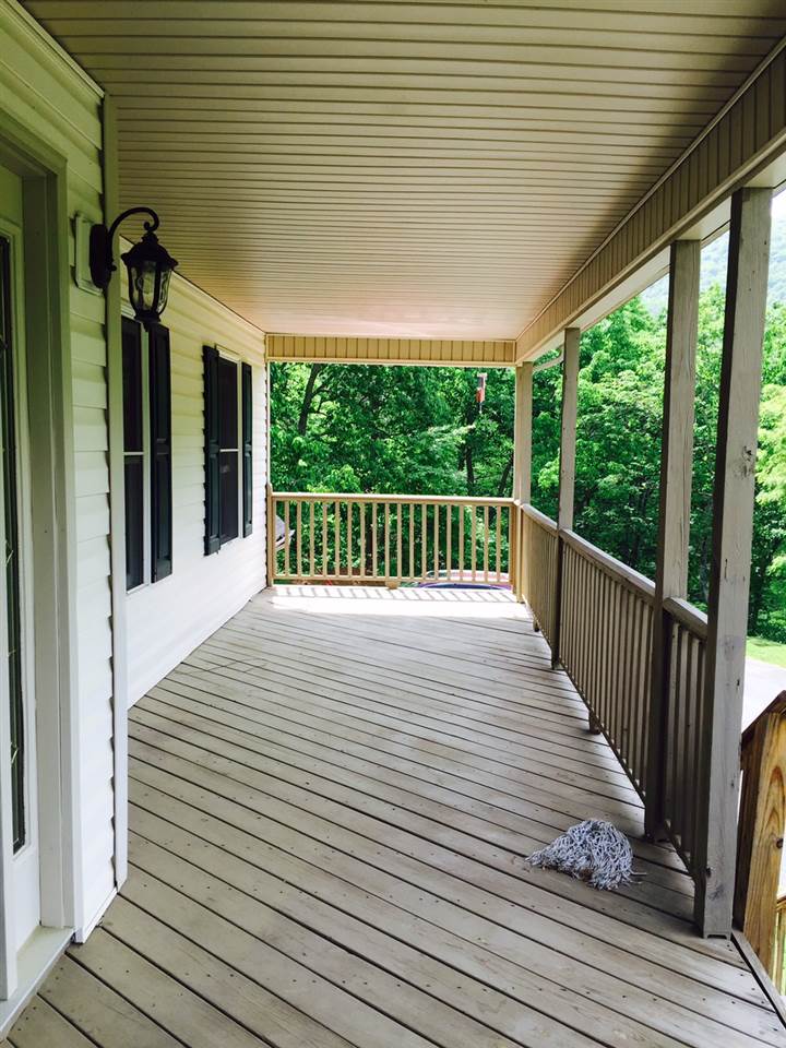 156 Rip Rap Road Waynesboro, VA 22980 - Photo 4 of 18 Gallery Image 4