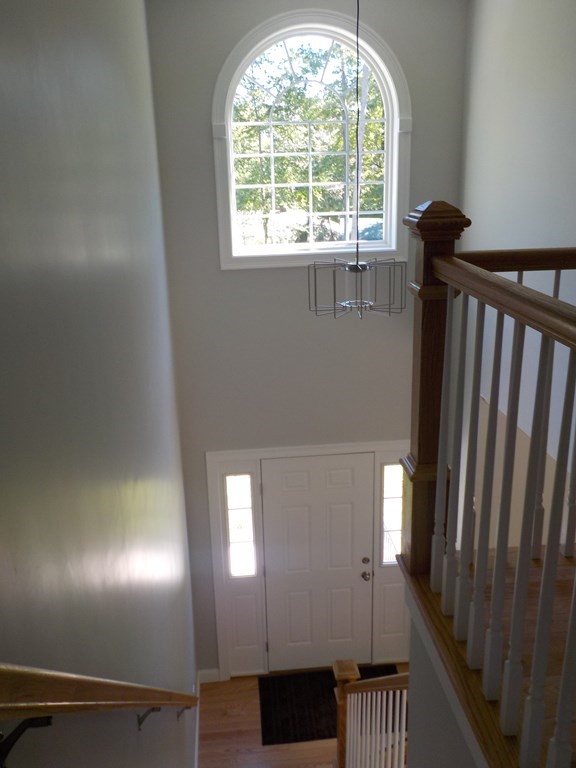 82 Sutton Street Uxbridge, MA 01569 - Photo 2 of 14