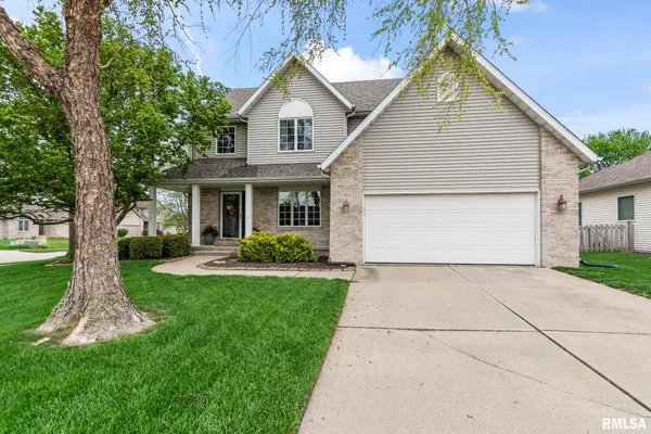 $415,000 | 2700 Dryden Drive, Springfield, IL 62711