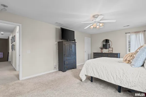 $415,000 | 2700 Dryden Drive, Springfield, IL 62711