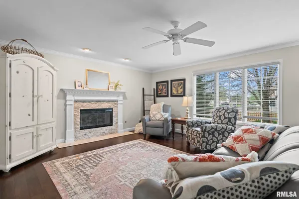 $415,000 | 2700 Dryden Drive, Springfield, IL 62711