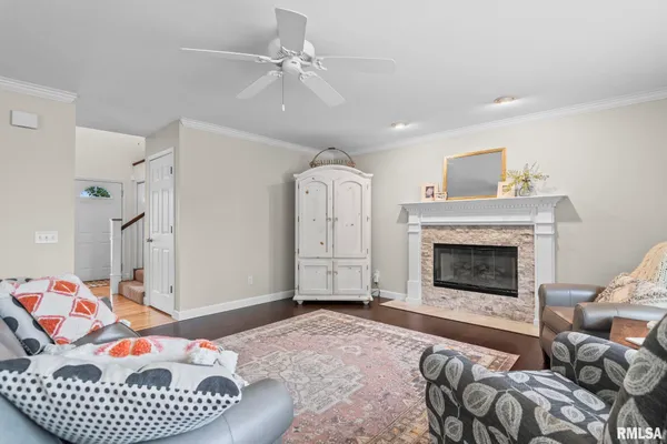 $415,000 | 2700 Dryden Drive, Springfield, IL 62711