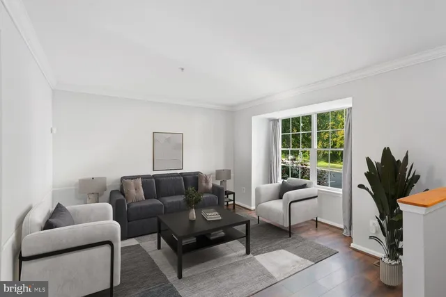 $2,849 | 207 Langdon Farm Circle, Unit 83, Odenton, MD 21113