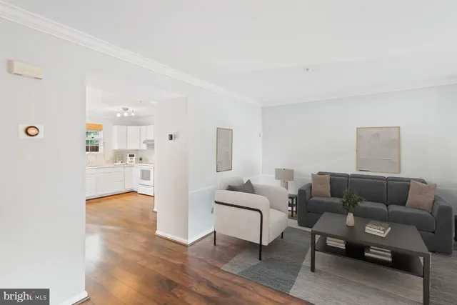 $2,849 | 207 Langdon Farm Circle, Unit 83, Odenton, MD 21113