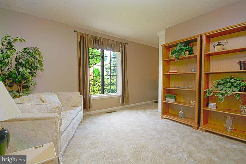 7945 Lobelia Lane Springfield, VA 22152 - Photo 9 of 17 sitting area off master bedroom