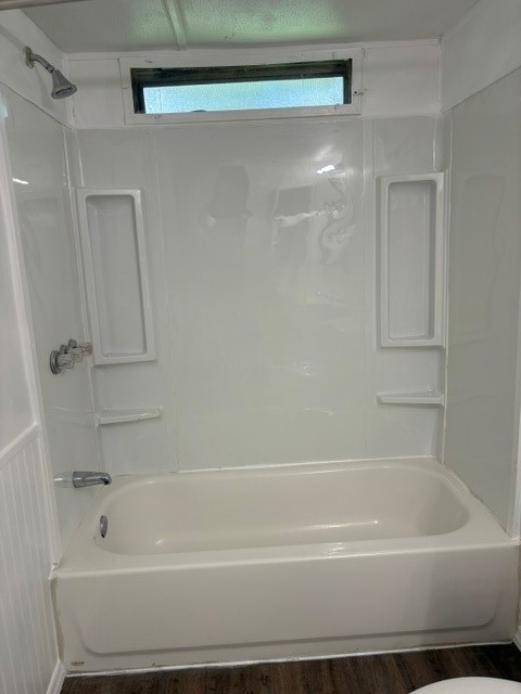 154 Mills Village Road Livingston, TX 77351 - Photo 15 of 16 Primary bathroom, tub/shower combo
