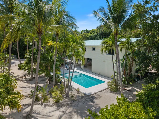 $1,050,000 | 158 Tampa Drive, Tavernier, FL 33070